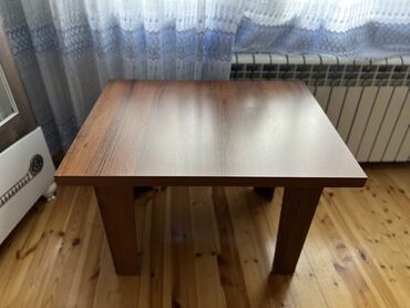 столы из мрамора: Jurnal masası, Laminat, Kvadrat masa