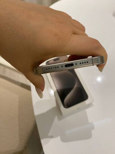 Apple iPhone: IPhone 15 Pro Max, 256 GB, Natural Titanium, Face ID, Simsiz şarj — 9