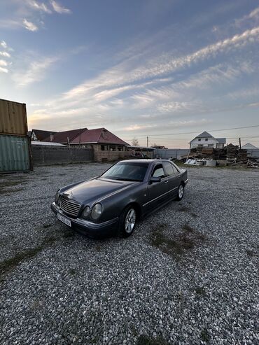 Mercedes-Benz: Mercedes-Benz E-Class: 1998 г., 3.2 л, Автомат, Бензин, Седан