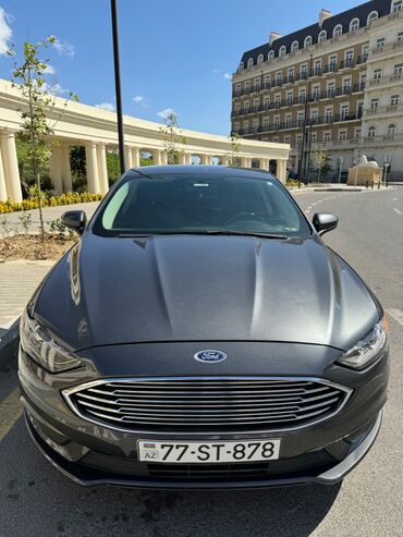 fort sərnişin: Ford Fusion: 2 л | 2017 г. 181000 км Седан