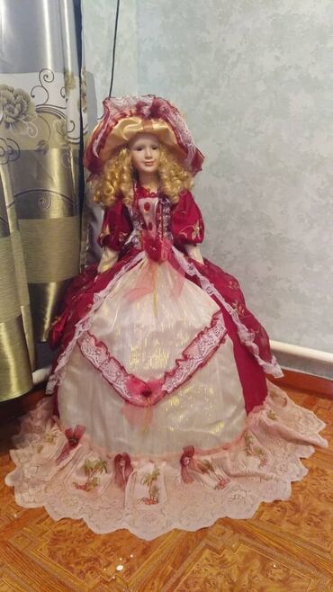uslugi mytya okon: Фарфоровая коллекционная кукла 80-85 см,как зонт,новая