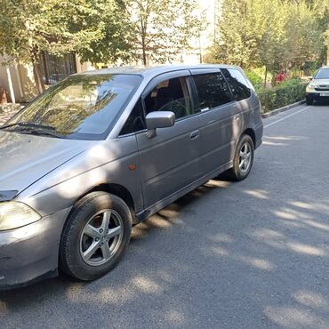 монитор на камри: Honda Odyssey: 2000 г., 2.3 л, Автомат, Бензин, Минивэн