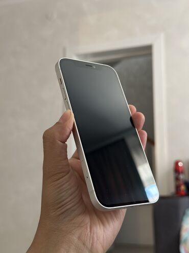 корпус белый: IPhone 12, Колдонулган, 128 ГБ, Ак, 79 %
