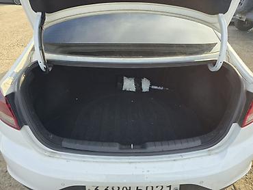 Hyundai: Hyundai Elantra: 2020 г., Седан — 24