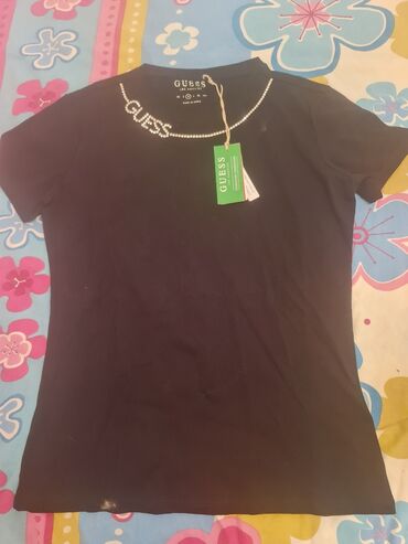 crop top c a: Guess majca original nova. vel. S. M