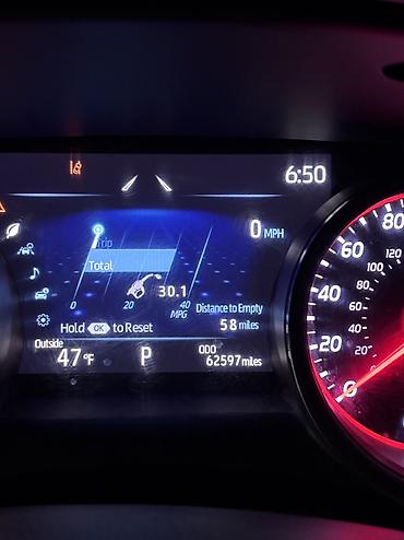 Продажа авто: Toyota Camry: 2021 г., 2.5 л, Автомат, Бензин, Седан — 5