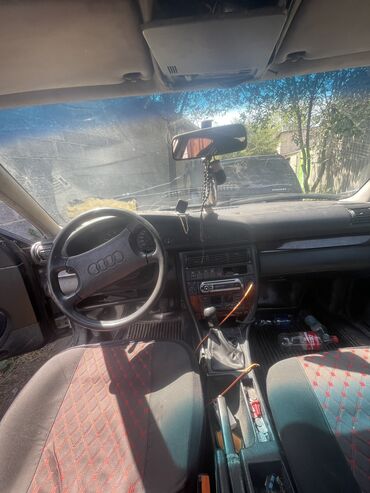 Audi: Audi 100: 1994 г., 2.3 л, Механика, Газ — 6