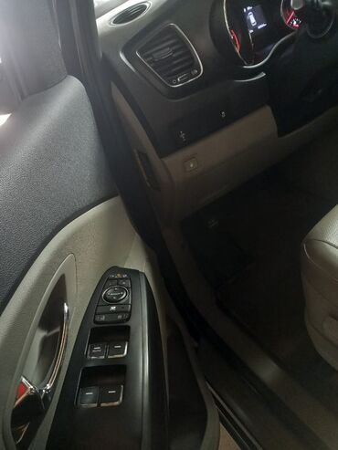 Kia: Kia Carnival: 2018 г., 2.2 л, Автомат, Дизель, Минивэн — 7