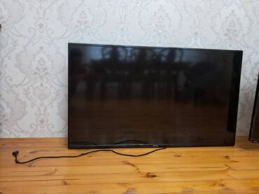 Televizorlar: İşlənmiş Televizor Toshiba 98" 4K (3840x2160), Ünvandan götürmə — 4