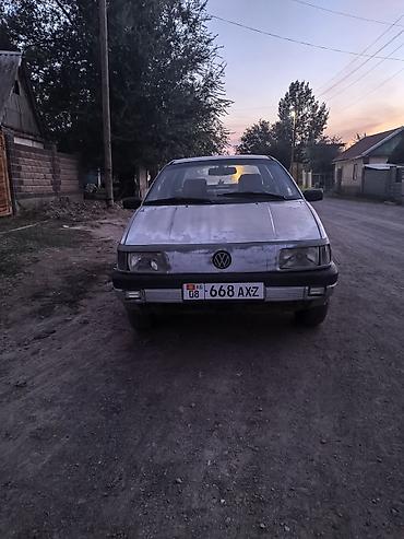 jet ski: Volkswagen Passat: 1988 г., Механика, Седан — 4