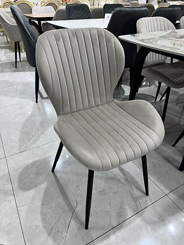 silver kitchen: Обеденный комплект: стол с керамической столешницей + мягкие стулья - — 3