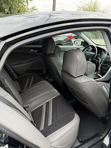 соната жёлтый: Hyundai Sonata: 2011 г., 2.4 л, Автомат, Бензин, Седан — 7