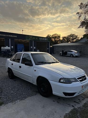автомобили kia: Daewoo Nexia: 2010 г., Механика, Бензин, Седан — 1