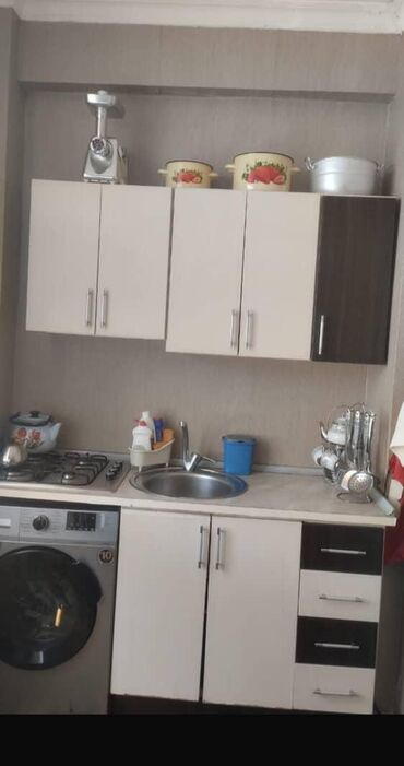 Masa və oturacaq dəstləri: Tecili‼️Metbex mebeli. Olcusu 160 sm. 130 man. Unvan Bayil