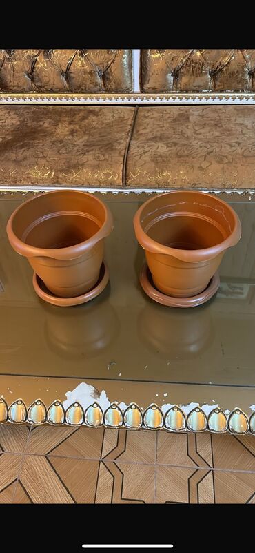 Bitkilər üçün dibçəklər: Cürbəcür fərqli dizaynda fərqli ölçüde dibçəklər aylr-ayrı və bütov -da lalafo.az — 8 Bitkilər üçün dibçəklər: Cürbəcür fərqli dizaynda fərqli ölçüde dibçəklər aylr-ayrı və bütov — 8