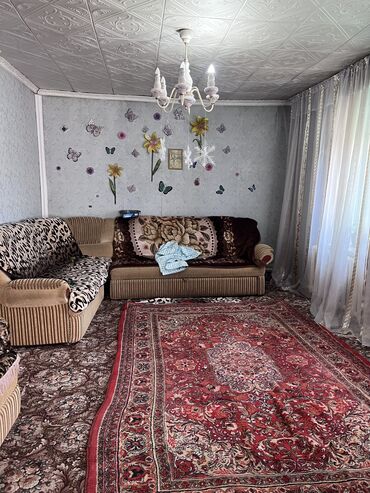 дом в красной речка: Дом, 60 м², 4 комнаты, Собственник, Старый ремонт