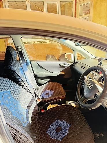 скупка котализатор: Honda Fit: 2003 г., 1.5 л, Автомат, Бензин, Хэтчбэк — 3