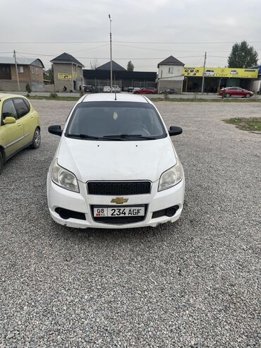 Chevrolet: Chevrolet Aveo: 2009 г., 1.4 л, Механика, Бензин, Хэтчбэк