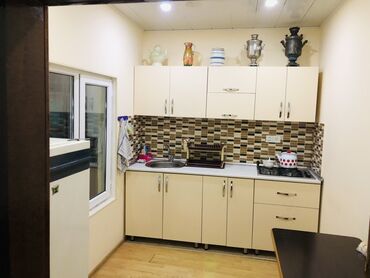 Günlük kirayə evlər: 120 kv. m, 5 otaqlı, Artezian quyusu, Su, Qaz — 30