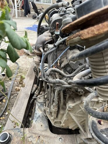 Двигатели, моторы и ГБЦ: Бензиновый мотор Toyota 3 л, Оригинал — 13