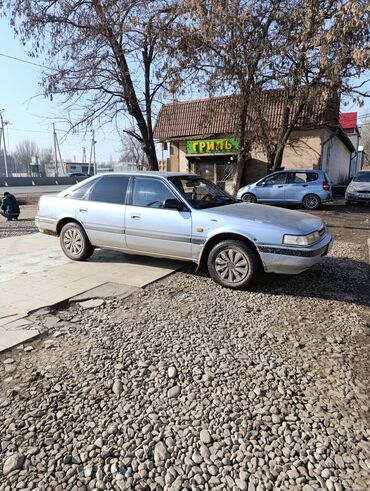 Mazda: Mazda 626: 1990 г., 2 л, Механика, Бензин, Хэтчбэк