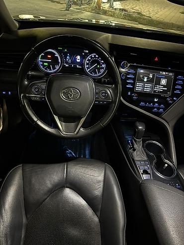 Toyota: Toyota Camry: 2020 г., 2.5 л, Автомат, Гибрид, Седан — 7