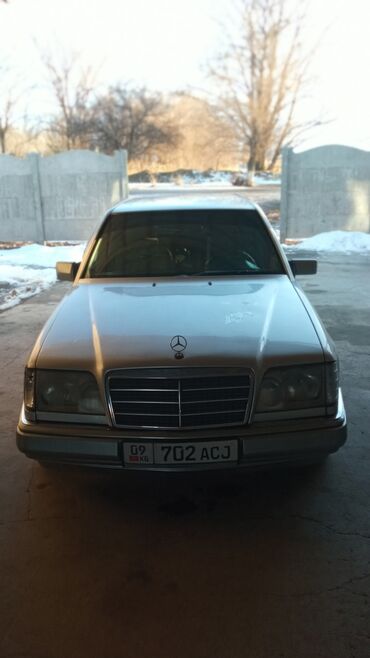 купить мерс волчок: Mercedes-Benz 220: 1994 г., 2.2 л, Автомат, Газ