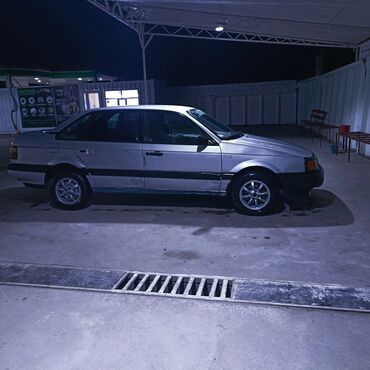 матор жок: Volkswagen Passat: 1991 г., 1.8 л, Механика, Бензин, Седан