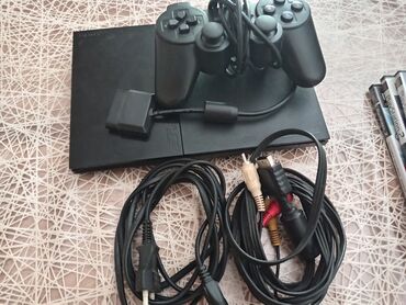 modemlerin qiymeti: Ps2 islekdir problemsizdir freebotludur usb ilede oyun oynamaq olur