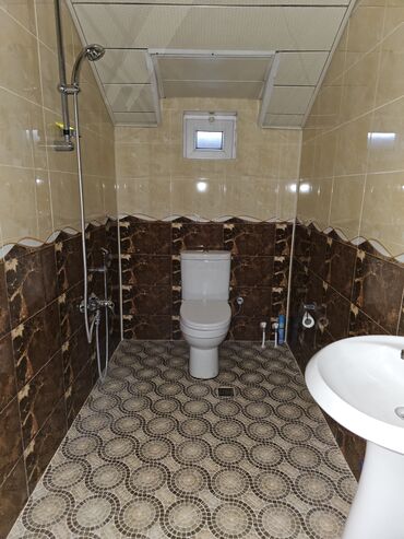 Həyət evləri və villaların satışı: 5 otaqlı, 200 kv. m, Kredit yoxdur, Orta təmir -da lalafo.az — 12 Həyət evləri və villaların satışı: 5 otaqlı, 200 kv. m, Kredit yoxdur, Orta təmir — 12