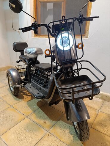 kros motosiklet: Məhsulun adı tricycle dır təzədir polnu zaretka ilə 50 60 km getmek