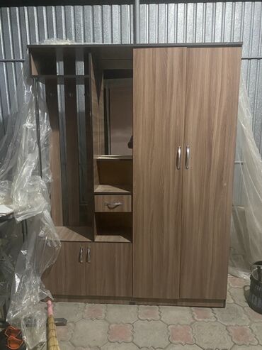 дверь железные: Кире бериш үчүн гарнитур, ДСП, түсү - Күрөң