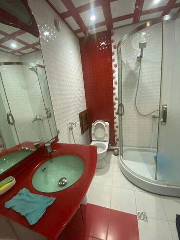 Uzunmüddətli kirayə mənzillər: Mənzil kirayə verilir. Nərimanov rayonu, 2 otaq, 80 kv, 20.17. Metro — 7