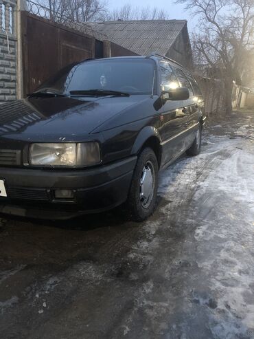 Volkswagen: Volkswagen Passat: 1992 г., 1.8 л, Механика, Бензин, Универсал