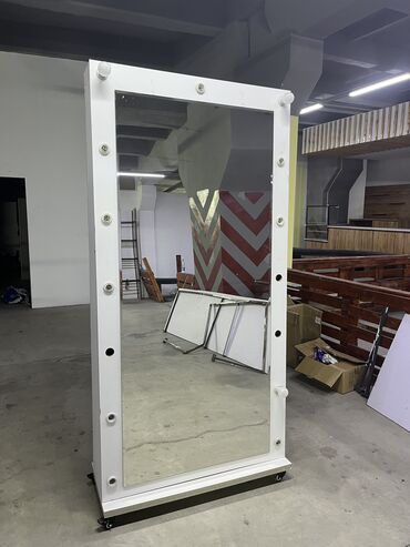 Шкафы для одежды: Шкаф для одежды, Б/у, Прямой, МДФ — 19