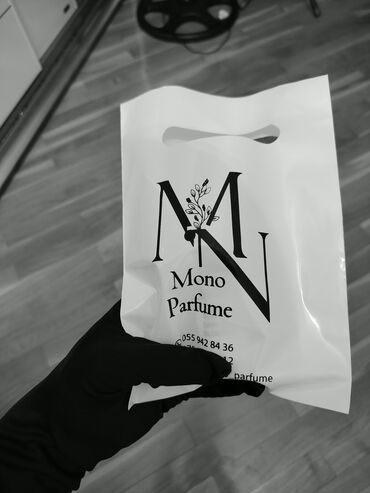 Başqa xidmətlər: Nika_mono_parfume. Topdan ve perekende satiw. Istenilen unvana