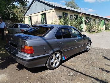 BMW: BMW 3 Series E36 sedan - Kuzov: 4 qapılı sedan, tünd boz rəng - M — 7