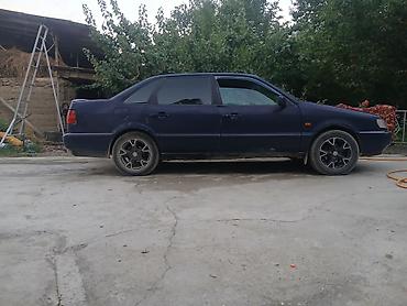 бишкек мотоцикл: Volkswagen Passat: 1994 г., 2 л, Кол менен иштөөчү, Седан — 5