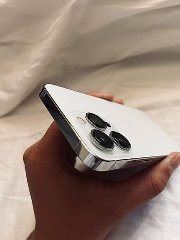 split fiction ps5: ЕСТЬ ОБМЕН С МОЕЙ ДОПЛАТОЙ IPhone 13 Pro, цвет Silver - Дисплей — 3