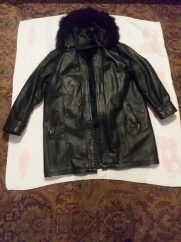 Куртки: Женская куртка XL (42), 2XL (44), цвет - Черный