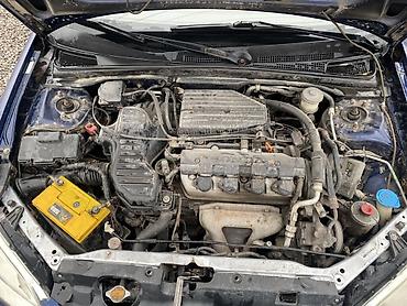 Honda: Honda Civic: 2004 г., 1.7 л, Автомат, Бензин, Седан — 4