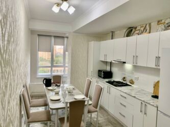 сдается квартиры на долгий срок: 2 бөлмө, Душ кабинасы, Жаздык, жууркан-төшөк каптары, Кондиционер