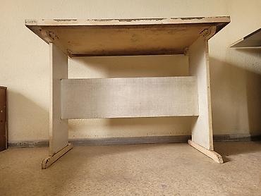 Двуспальные кровати: Двуспальная кровать с матрасом. - Размер спального места — 11