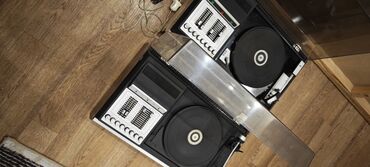 Другие предметы коллекционирования: Виниловые стереопроигрыватели с встроенным усилителем и пультом — 2