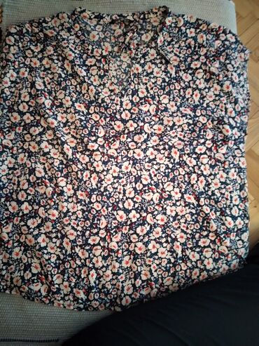 Personal Items: 2XL (EU 44), Viscose, Floral, color - Multicolored