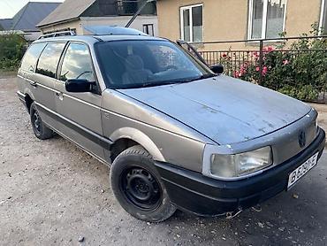 Volkswagen Passat Variant: 1990 г., 1.8 л, Универсал