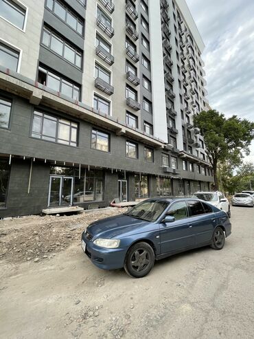 1ком квартира боконбаева: 3 комнаты, 112 м², Элитка, 10 этаж, ПСО (под самоотделку)