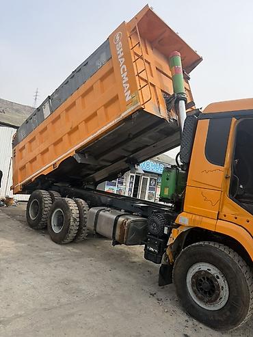 Тракторы Zoomlion: Самосвал SHACMAN X3000 8x4 - Колёсная формула: 8x4, двойные задние — 8
