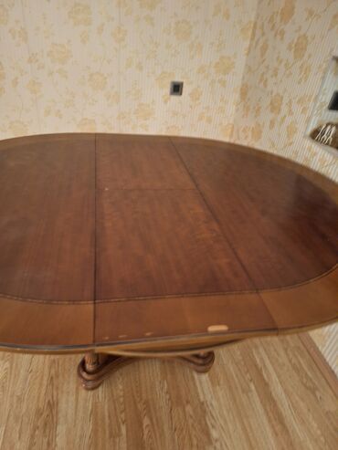 Masalar: Qonaq masası, İşlənmiş, Açılan, Oval masa, Türkiyə