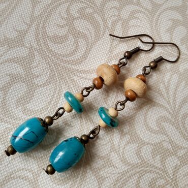 Minđuše: Dva para bilo kojih minđuša Češko staklo, poludragi kamen Potpuno — 14